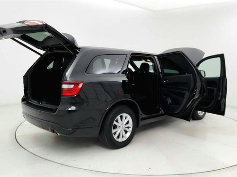 Used 2025 Dodge Durango GT RWD image 11