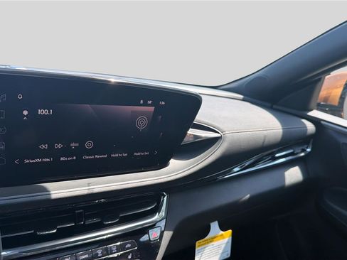 New 2026 Buick Envista Sport Touring FWD image 14