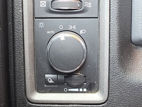 Used 2020 RAM 1500 Tradesman w/ Popular Equipment Group RWD image 10