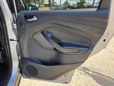 Used 2014 Ford Escape SE w/ Equipment Group 201A FWD image 19