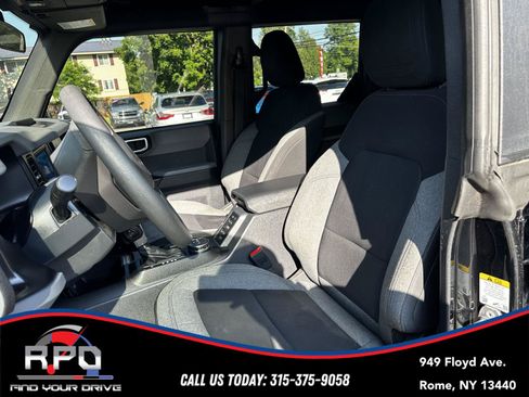 Used 2021 Ford Bronco 4-Door AWD/4WD image 14