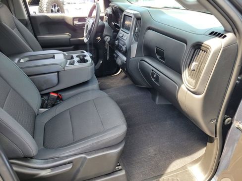 Used 2020 Chevrolet Silverado 1500 Custom Trail Boss w/ Custom Convenience Package image 15