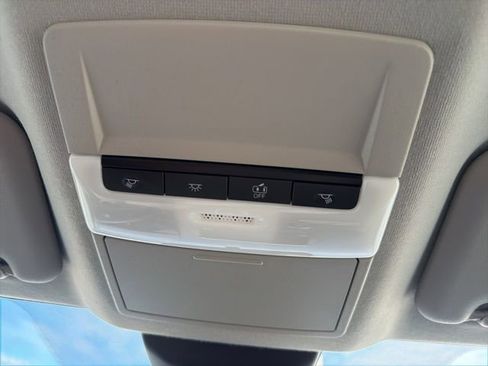 Used 2020 Nissan Sentra SV image 32