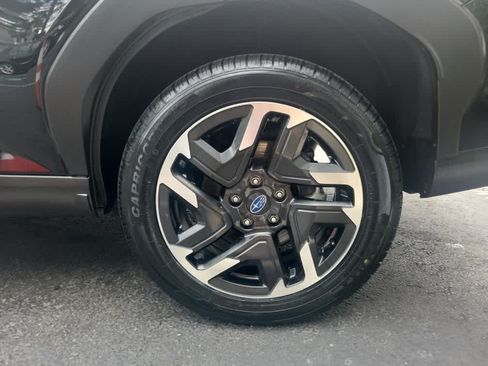 Certified 2025 Subaru Forester Limited AWD/4WD image 36