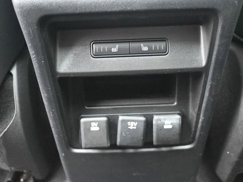 Used 2018 Land Rover Discovery Sport HSE image 23