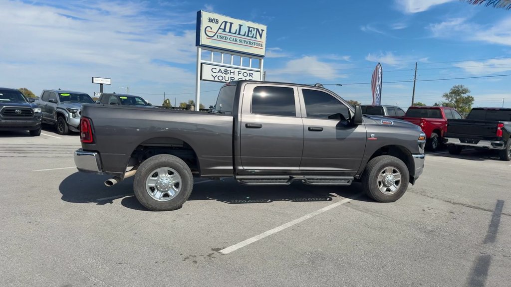 Used 2025 RAM 2500 Tradesman w/ Chrome Appearance Group AWD/4WD image 7