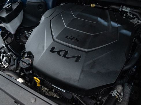 Used 2025 Kia Telluride S image 43