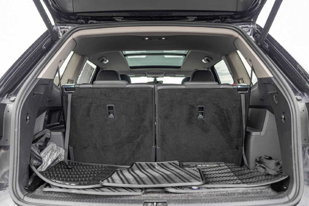 Certified 2023 Volkswagen Atlas SE w/ Panoramic Sunroof Package AWD/4WD image 31