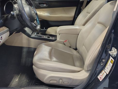 Used 2018 Subaru Outback 2.5i Limited AWD/4WD image 18