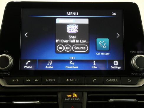 Used 2025 Nissan Altima 2.5 SV FWD image 17