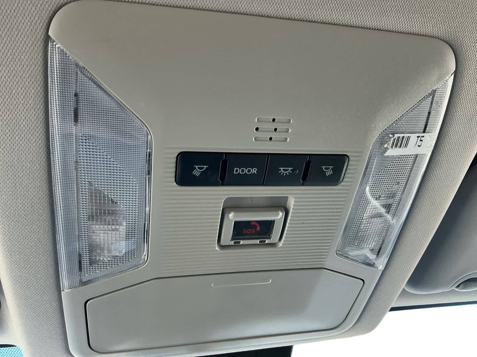 Used 2024 Toyota RAV4 LE AWD/4WD image 17