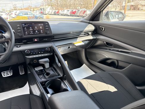 New 2026 Hyundai Elantra SEL Sport Premium FWD image 22