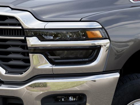 New 2026 RAM 3500 Tradesman AWD/4WD image 38