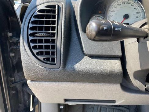 Used 2007 Saturn Vue Base 4dr SUV (3.5L V6 5A) image 34