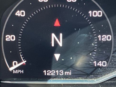 Used 2025 GMC Sierra 2500 SLT w/ SLT Premium Package image 21