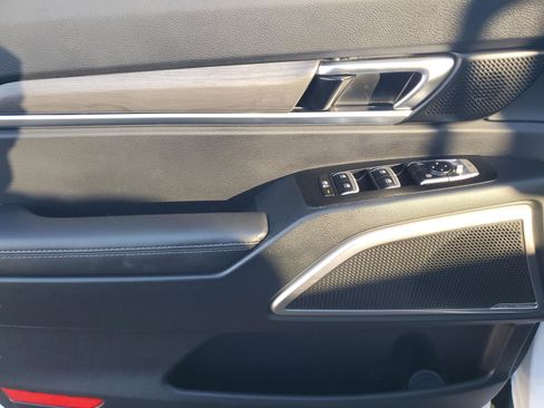 Certified 2025 Kia Telluride EX X-Line image 17