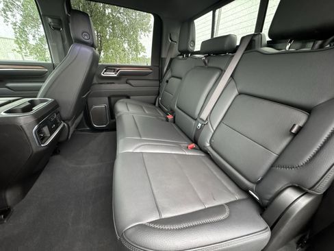 Certified 2025 GMC Sierra 3500 Denali w/ Denali Reserve Package AWD/4WD image 22