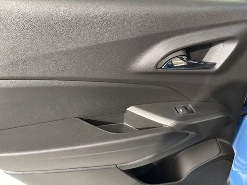 Used 2024 Chevrolet Trax RS image 19