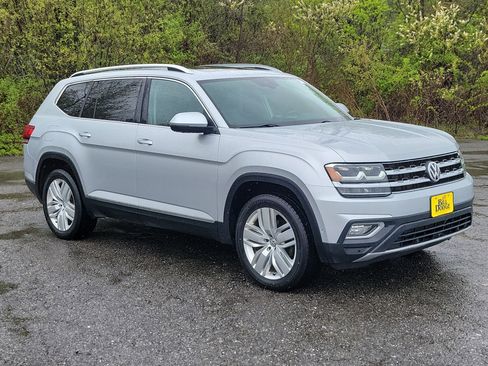 Used 2018 Volkswagen Atlas SEL Premium AWD/4WD image 3