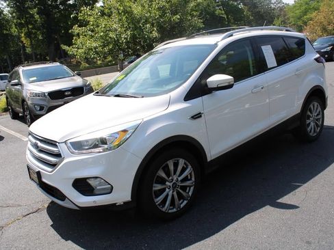 Used 2018 Ford Escape Titanium AWD/4WD image 10