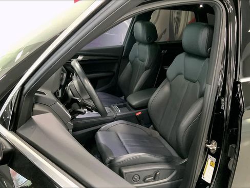 Used 2018 Audi SQ5 Premium Plus w/ S Sport Package AWD/4WD image 9