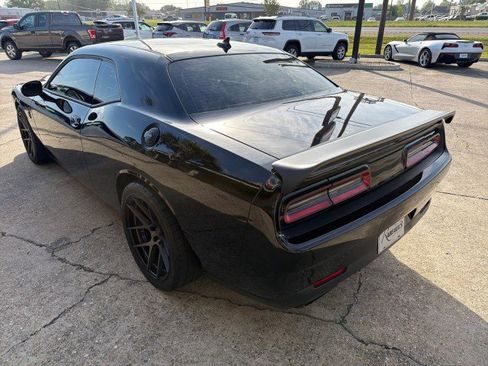 Used 2022 Dodge Challenger SRT Hellcat w/ Plus Package image 9