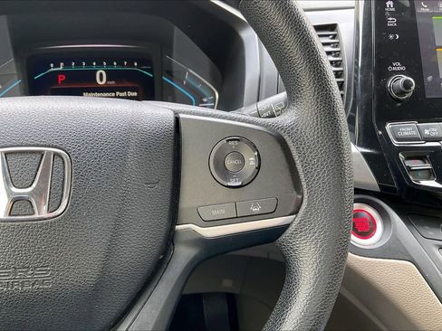 Used 2018 Honda Odyssey EX image 23
