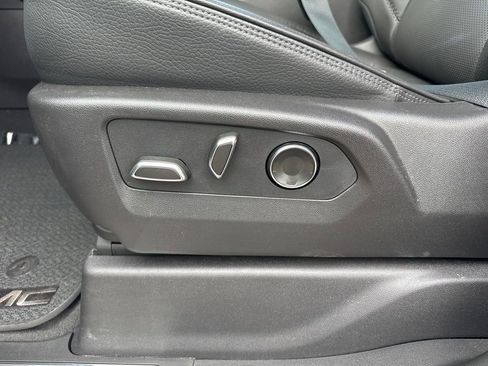 Used 2026 GMC Sierra 1500 Denali w/ Denali Reserve Package AWD/4WD image 11