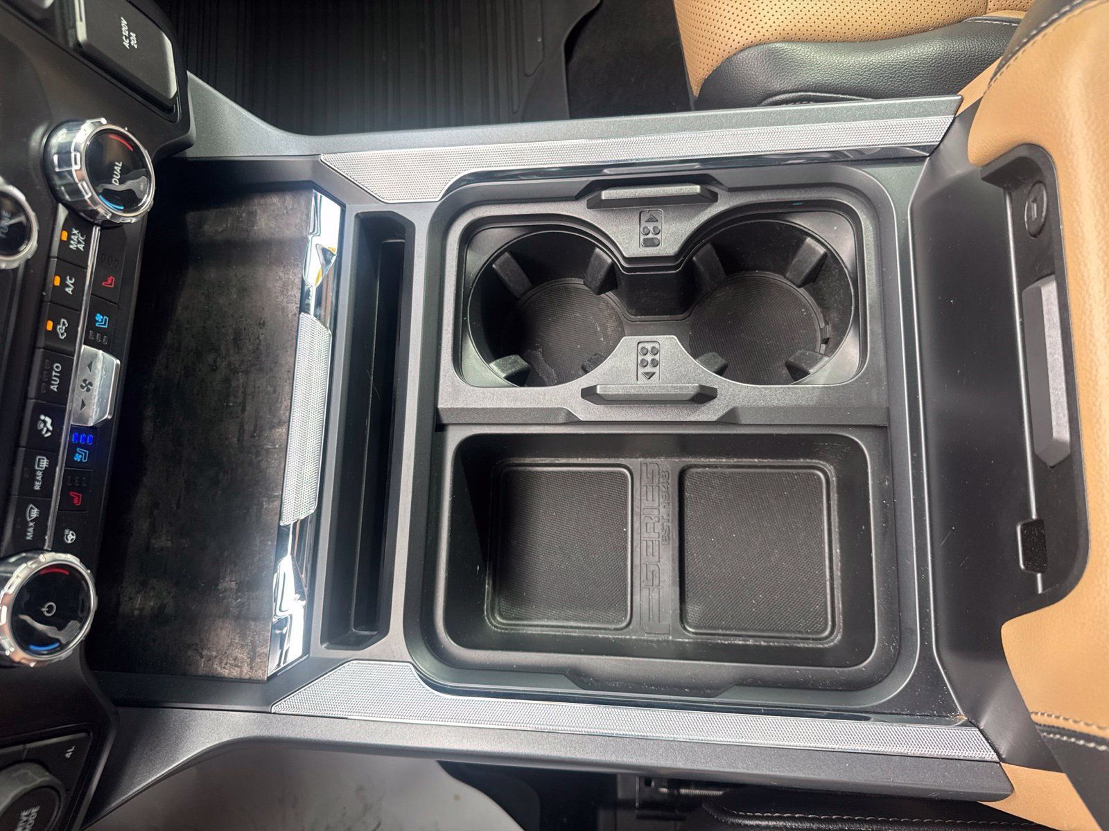 Used 2024 Ford F250 Lariat w/ Sport Appearance Package AWD/4WD image 34
