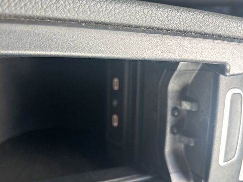 Used 2025 Mercedes-Benz CLA 250 image 24