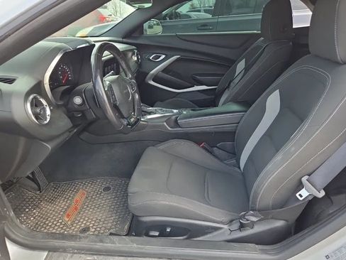 Used 2018 Chevrolet Camaro SS image 7