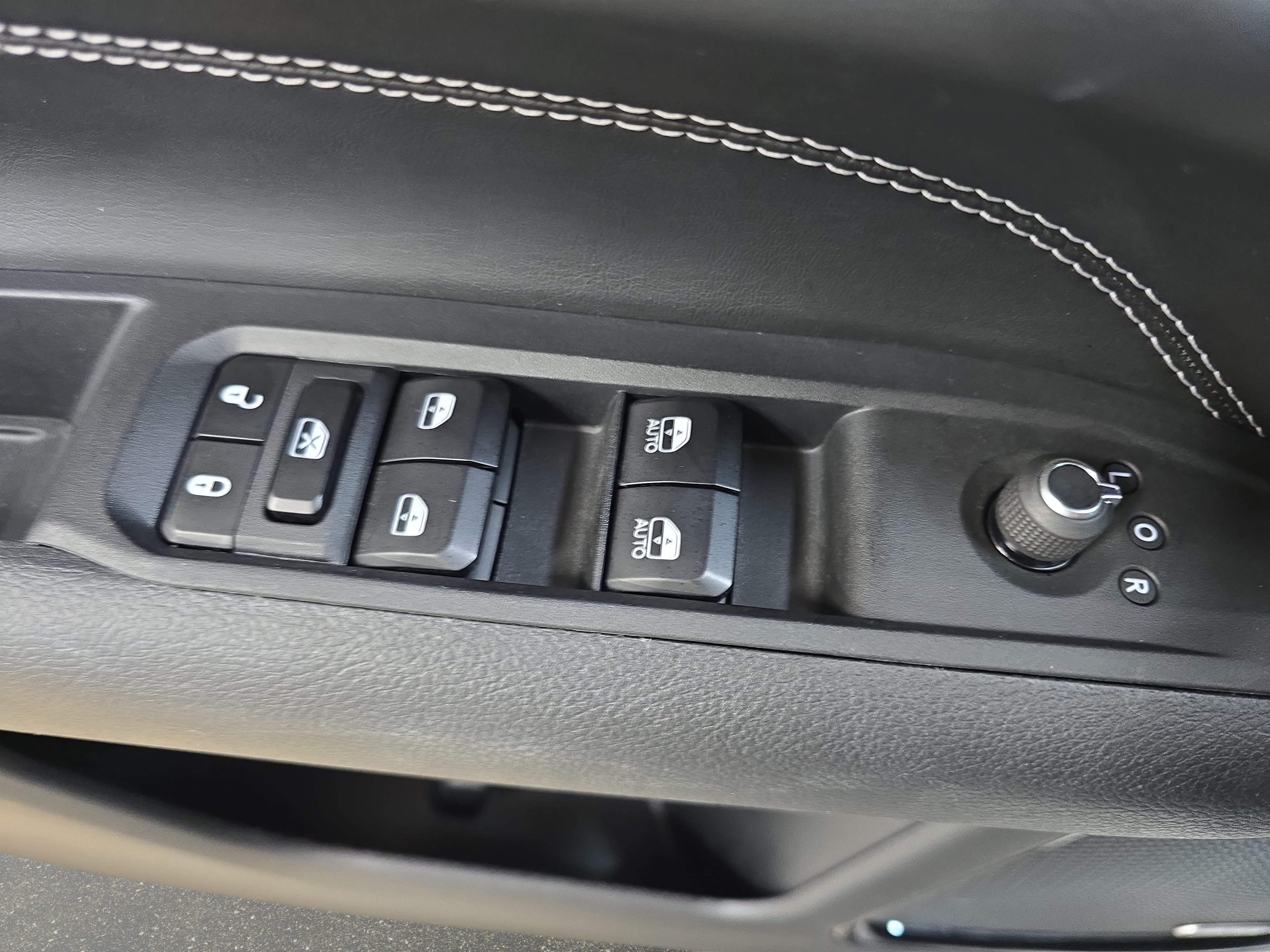 Used 2022 Jeep Compass High Altitude AWD/4WD image 25