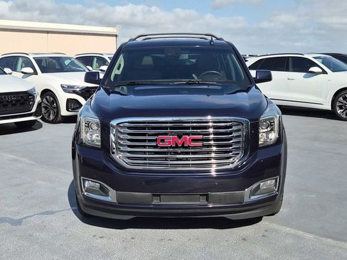 Used 2019 GMC Yukon XL SLT w/ Premium Edition image 9