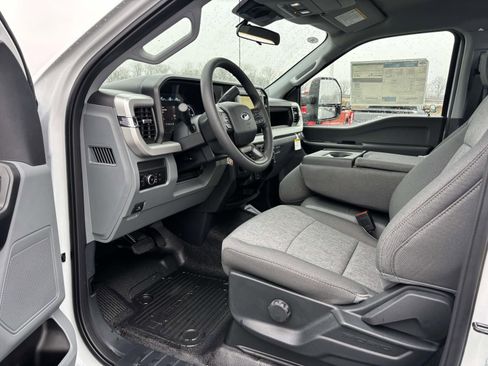 New 2026 Ford F450 XL w/ XL Driver Assist Package AWD/4WD image 25