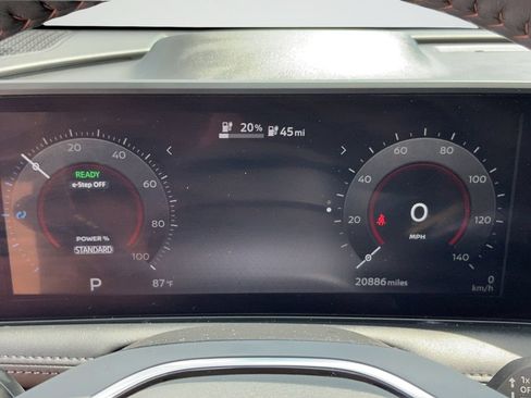 Used 2025 Nissan Ariya FWD image 30