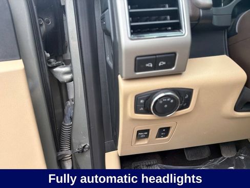 Certified 2019 Ford F150 Lariat w/ Equipment Group 502A Luxury AWD/4WD image 29