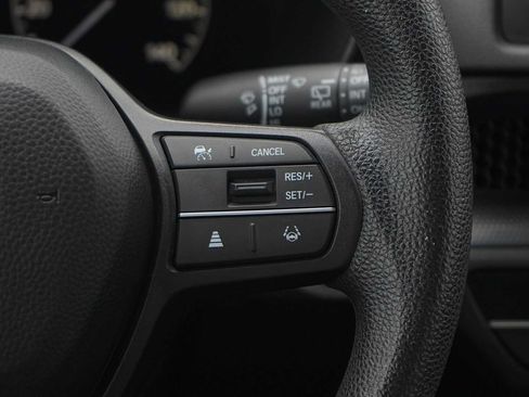 Used 2024 Honda CR-V LX image 18