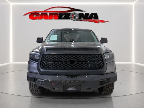Used 2015 Toyota Tundra SR5 w/ SR5 Upgrade Package AWD/4WD image 2