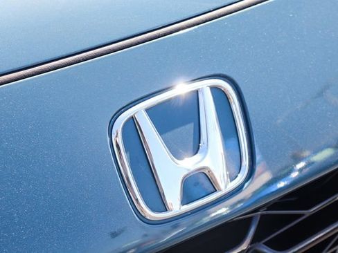 Used 2025 Honda HR-V EX-L image 6