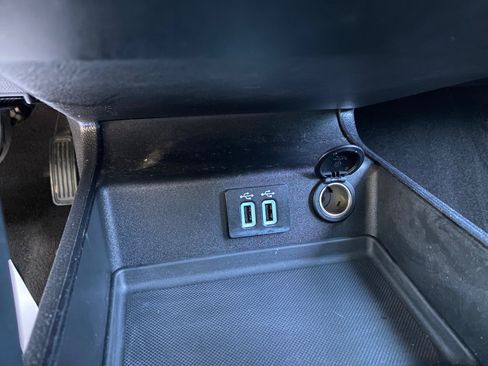 Used 2019 Ford Fusion Energi Titanium image 61