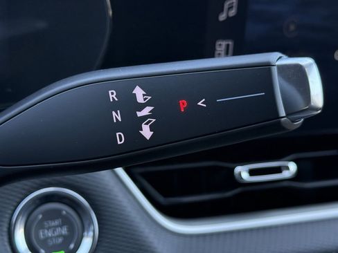 New 2026 Chevrolet Equinox LT image 17