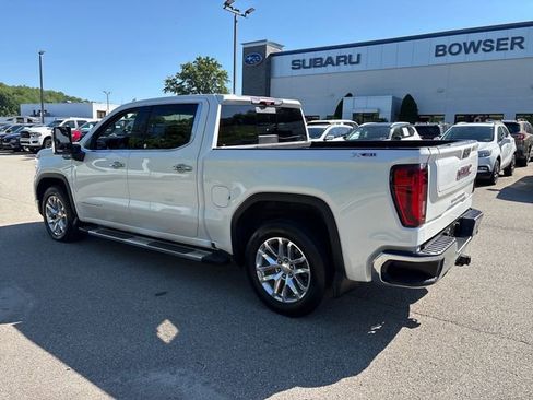 Used 2022 GMC Sierra 1500 SLT w/ SLT Premium Plus Package AWD/4WD image 3