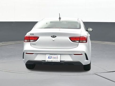 Used 2021 Kia Rio LX image 11