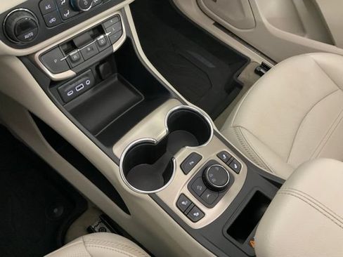 Used 2023 GMC Terrain Denali w/ LPO, Floor Liner Package AWD/4WD image 15