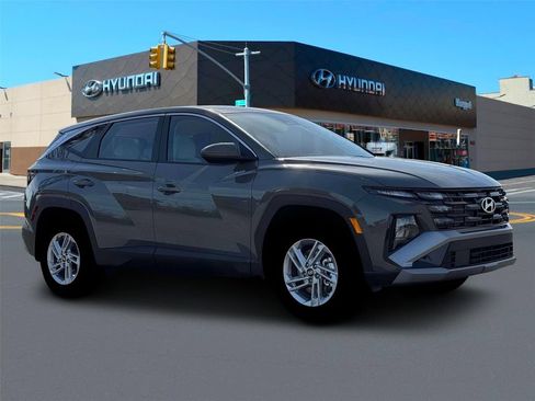 New 2026 Hyundai Tucson SE AWD/4WD image 10