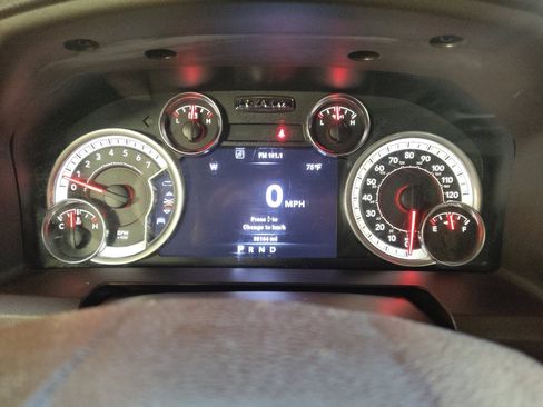 Used 2013 RAM 1500 Big Horn AWD/4WD image 23