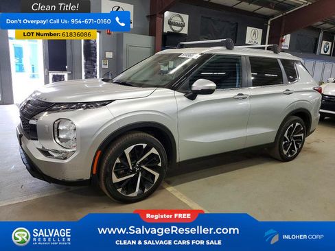 Used 2022 Mitsubishi Outlander ES AWD/4WD image 1