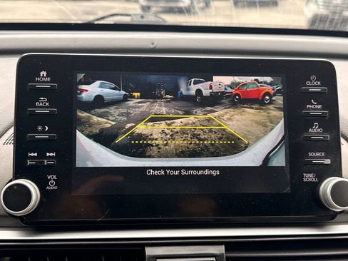 Used 2019 Honda Accord EX image 35
