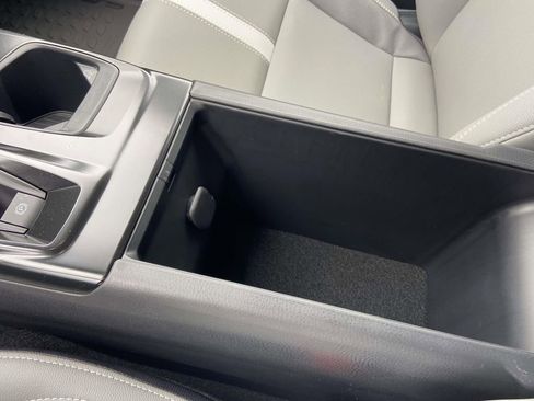 New 2026 Toyota Camry SE FWD image 23
