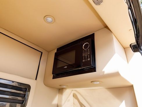 Used 2022 Mercedes-Benz Sprinter 3500 image 45